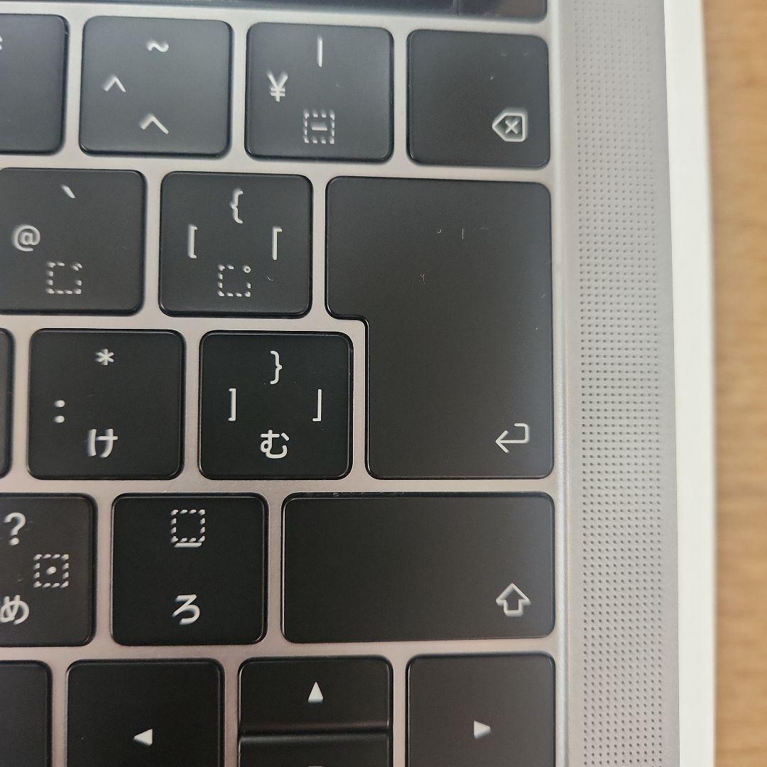 【美品】MacBook Pro 13インチ メモリ16GB版 2019