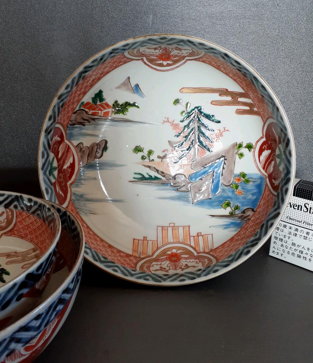 【名品】明治時代　古伊万里　金彩色絵　帆掛け舟に山水図　三重鉢　大中小　無傷！