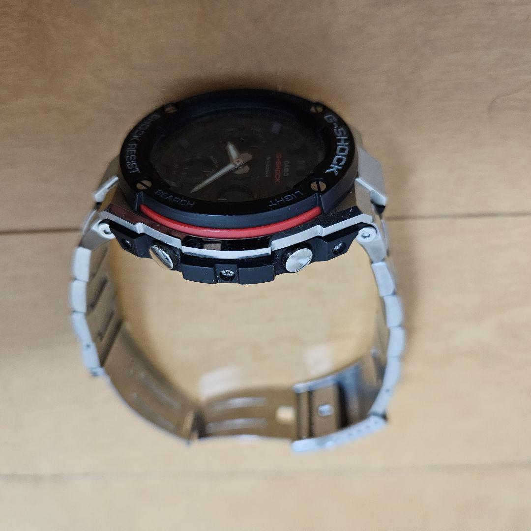 Gショック GST-W100D 電波ソーラー