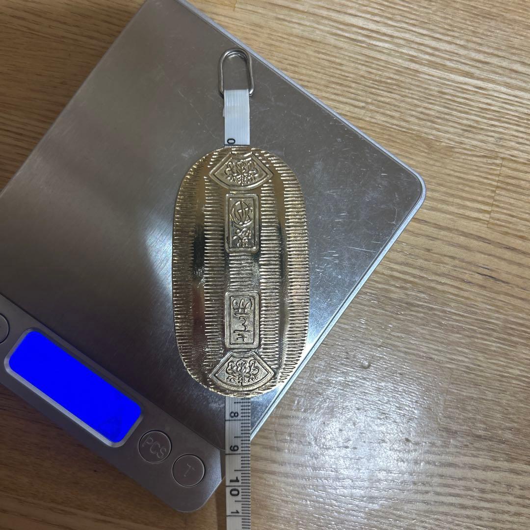 金色模様入りコレクションアイテム 約10cm 22g