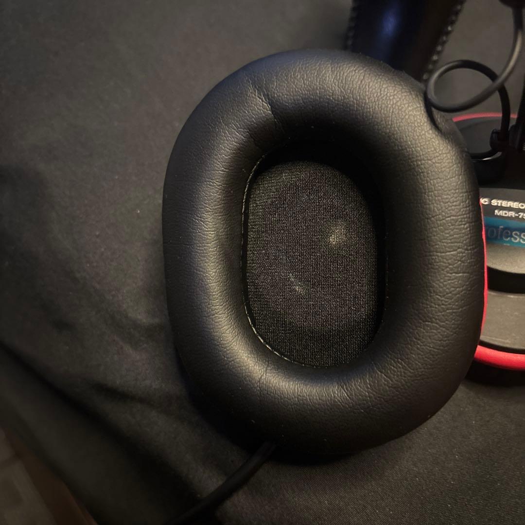 SONY MDR-7506 有線ヘッドホン　替パット付き