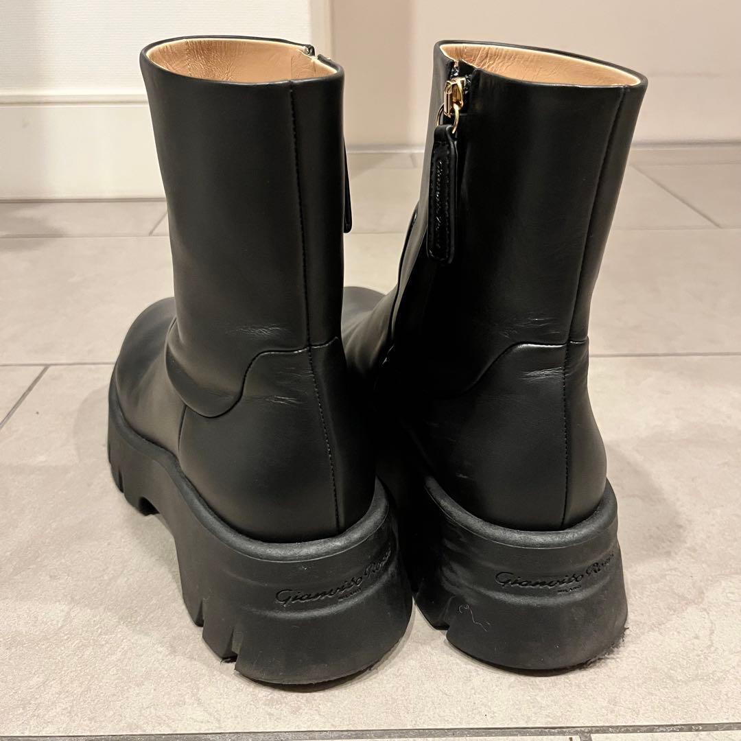 Gianvito Rossi ブラックレザーブーツ 37.5