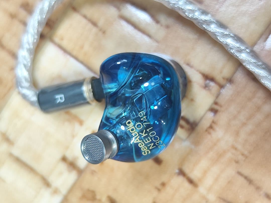 【rint】SeeAudio NEKO 6BA イヤホン