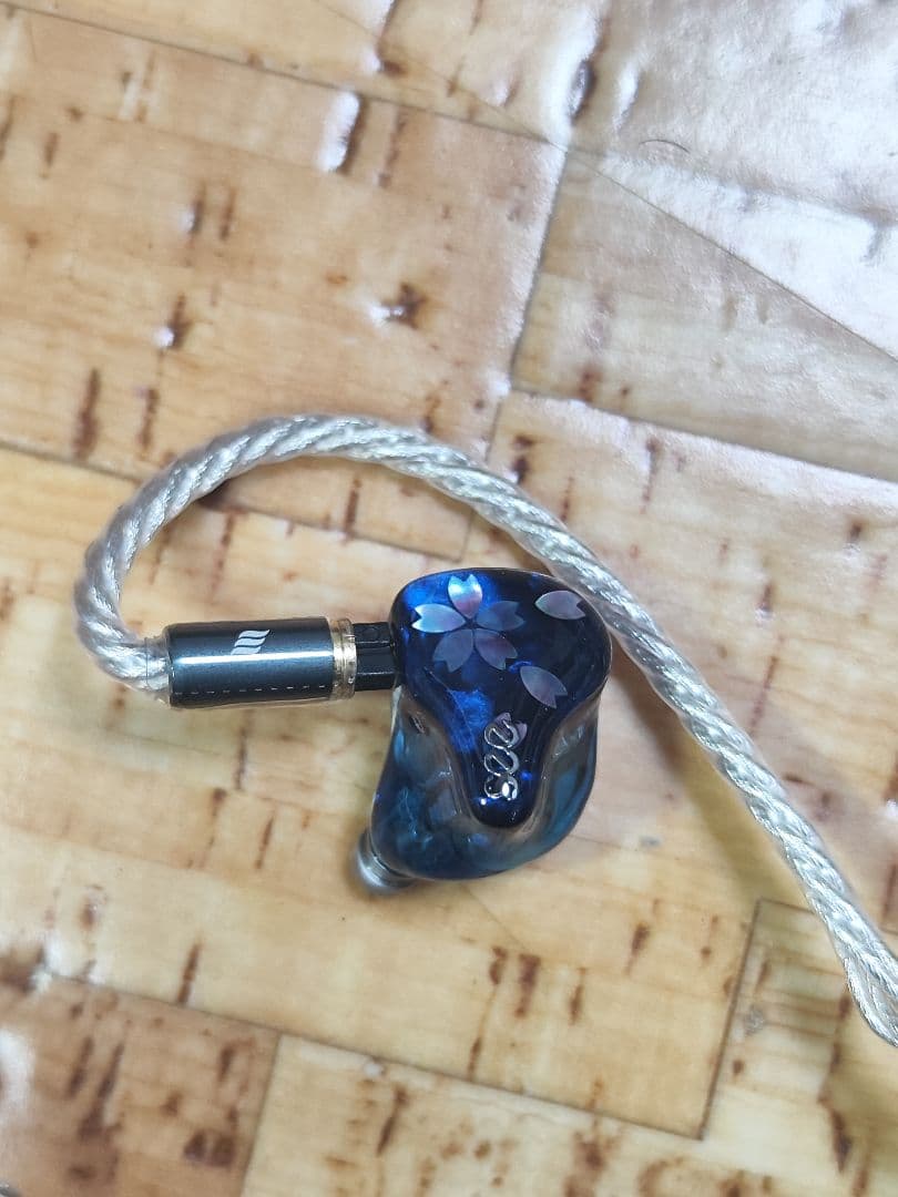 【rint】SeeAudio NEKO 6BA イヤホン