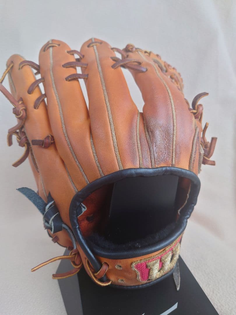 ク*シ様 NPB プロ支給品　外野手用グローブ　 元東京ヤクルトスワローズ　畠山