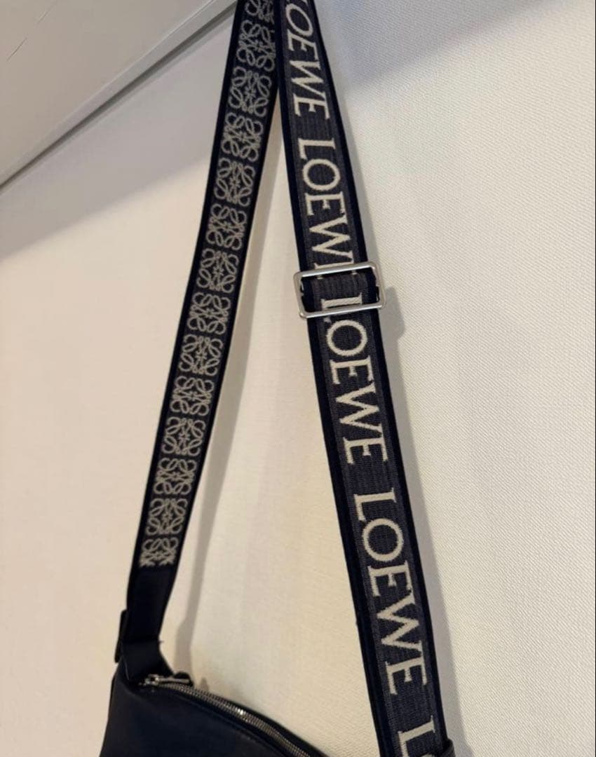 LOEWE キュービィ クロスボディバッグ スモール