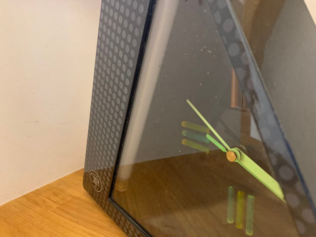 G1122-05★CRAFT 三角形置時計 鹿野漆器株式会社 カラフル