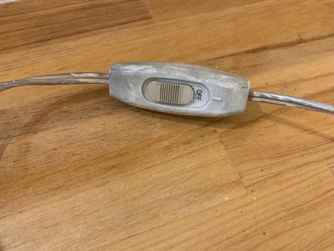 G1122-05★CRAFT 三角形置時計 鹿野漆器株式会社 カラフル