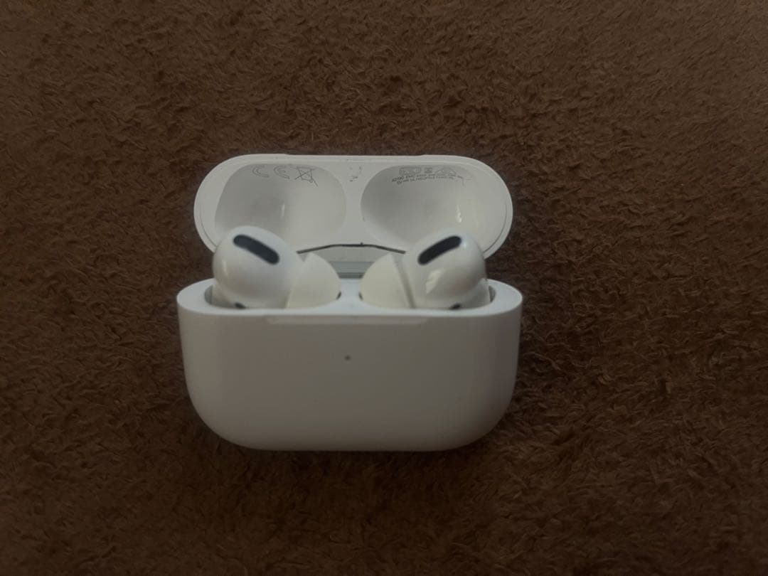 AirPods Pro ワイヤレスイヤホン ホワイト