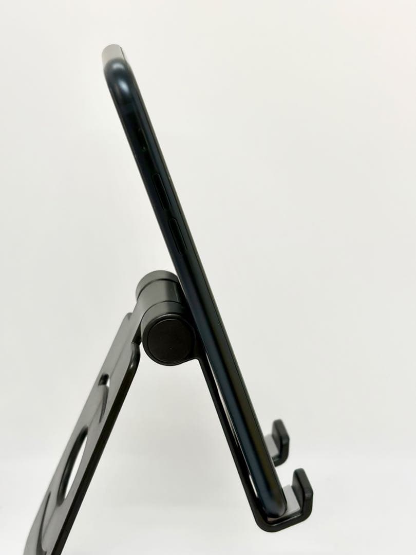 iPhone SE3 SIMフリー 本体 64GB 第三世代 ミッドナイト