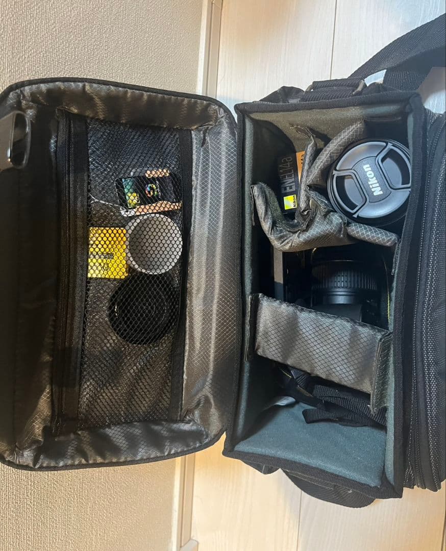 Nikon D3400 超美品 シャッター2862回 レンズ2本＋バッテリ2個