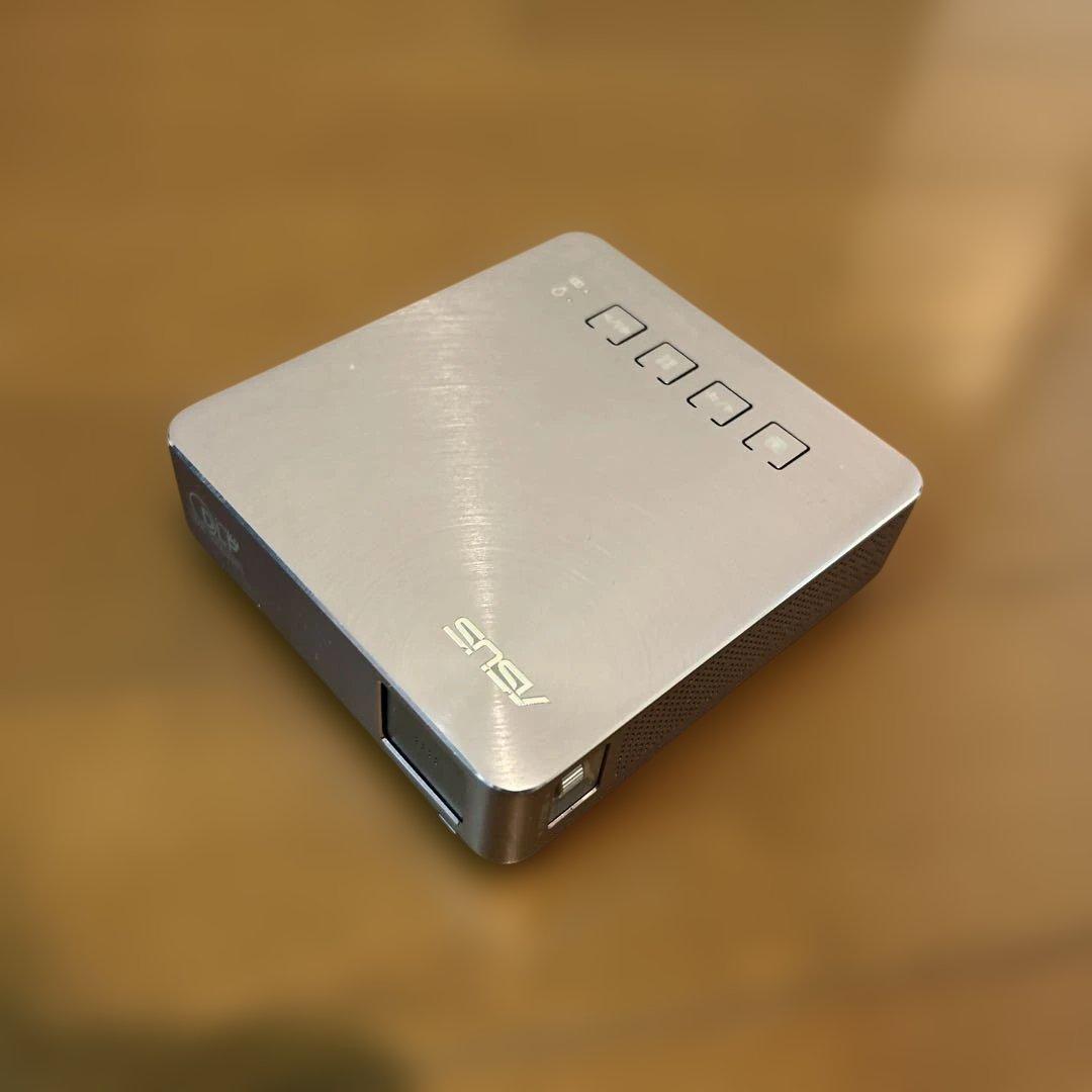 ASUS S1 モバイルプロジェクター 本体
