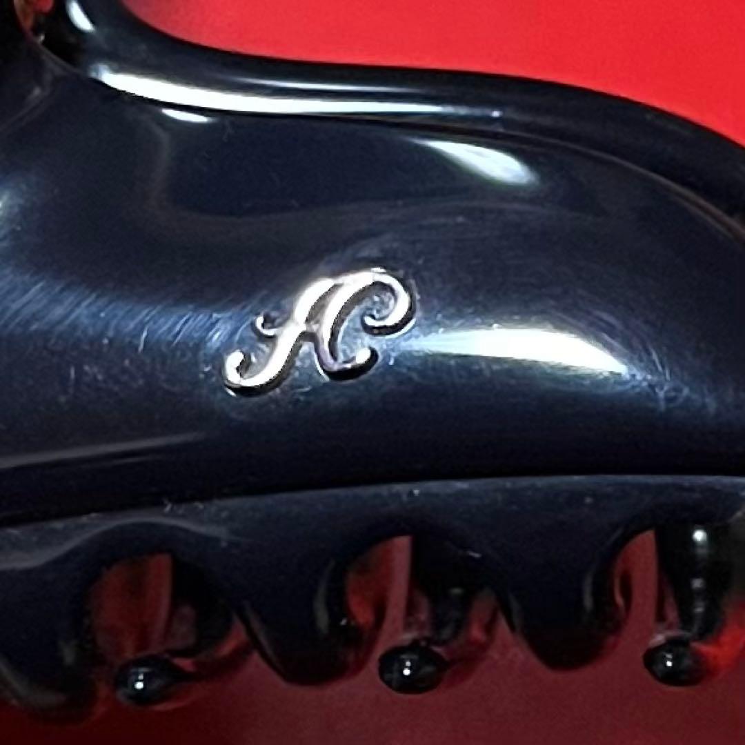 ACCA ヘアクリップ　大・小　ブラック　足1本欠あり