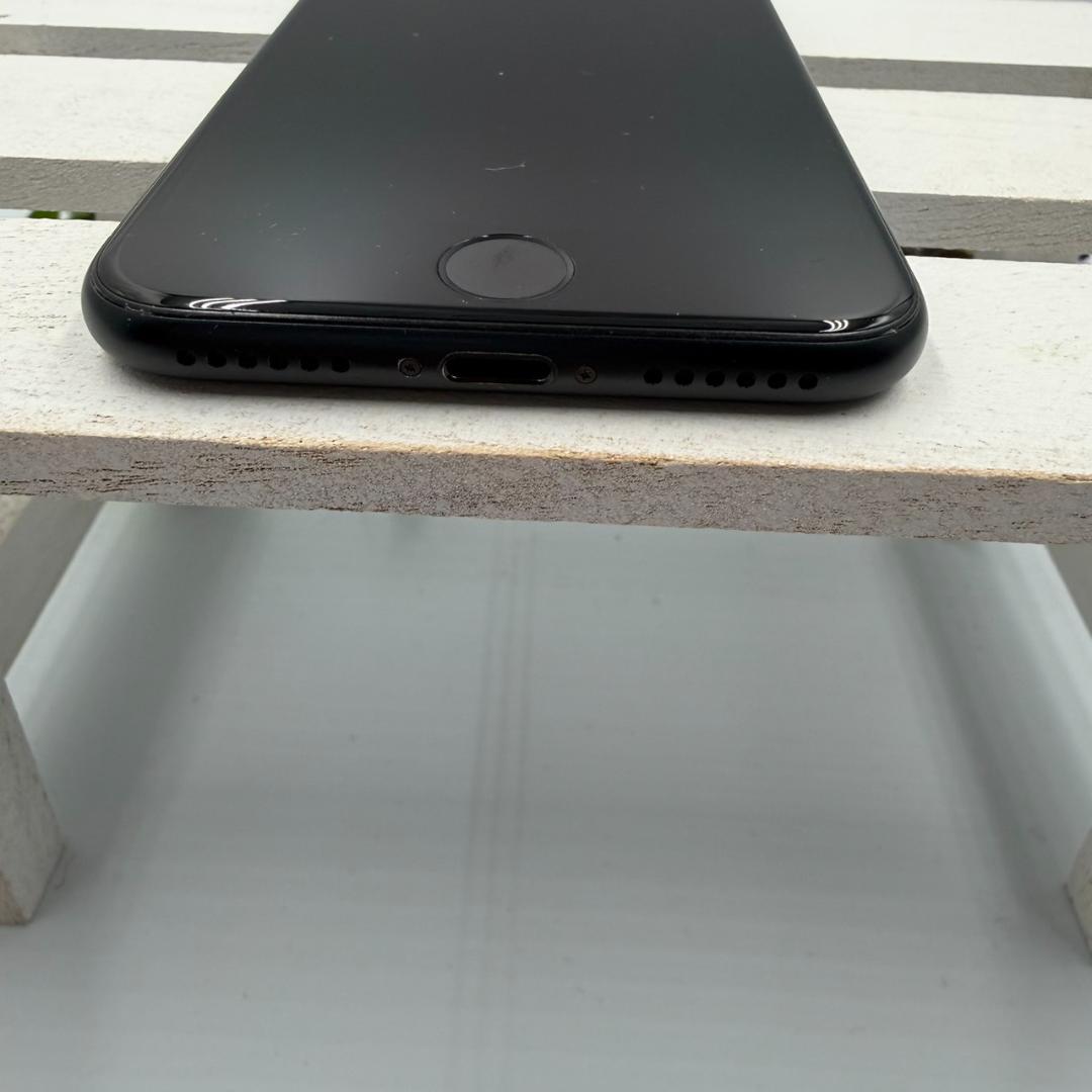 【美品】iPhone SE第3世代 64GB ミッドナイト 389