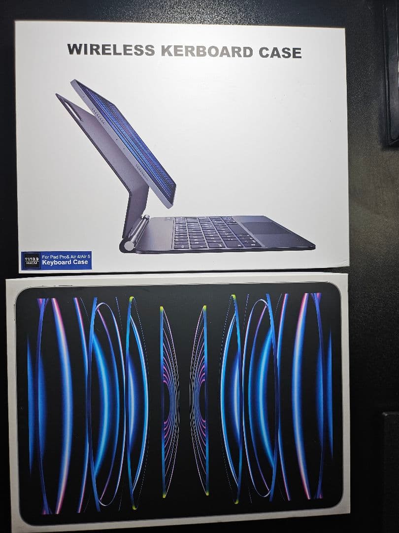 iPad Pro 11インチ128G 第4世代　wi-fi　キーボードケース付