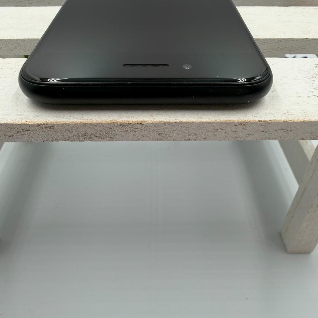 iPhone SE第3世代 64GB ミッドナイト 367