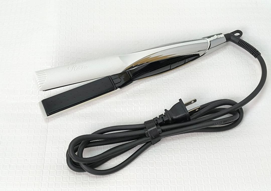 22年製 正規品　ReFaリファ ビューテック ストレートアイロン　2