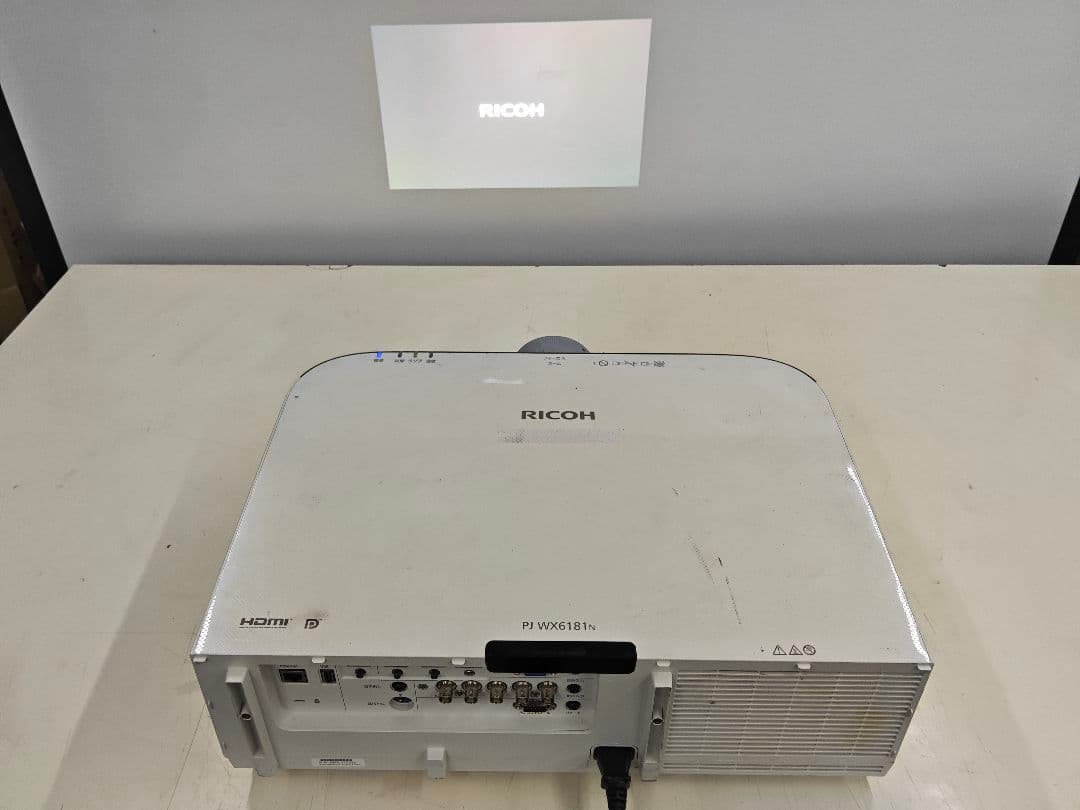 RICOH PJ WX6181N 6,700lm　大型プロジェクター