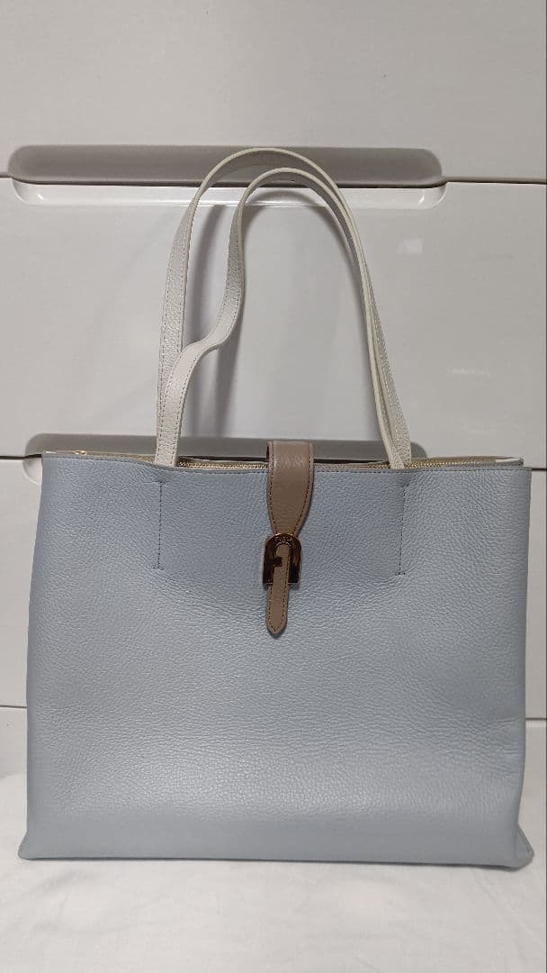 美品 フルラ ソフィア トートバッグ L