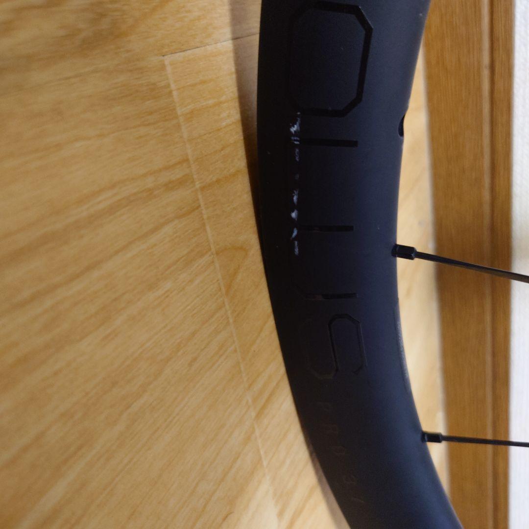 Bontrager　アイオロスプロ37　カーボン　ホイール