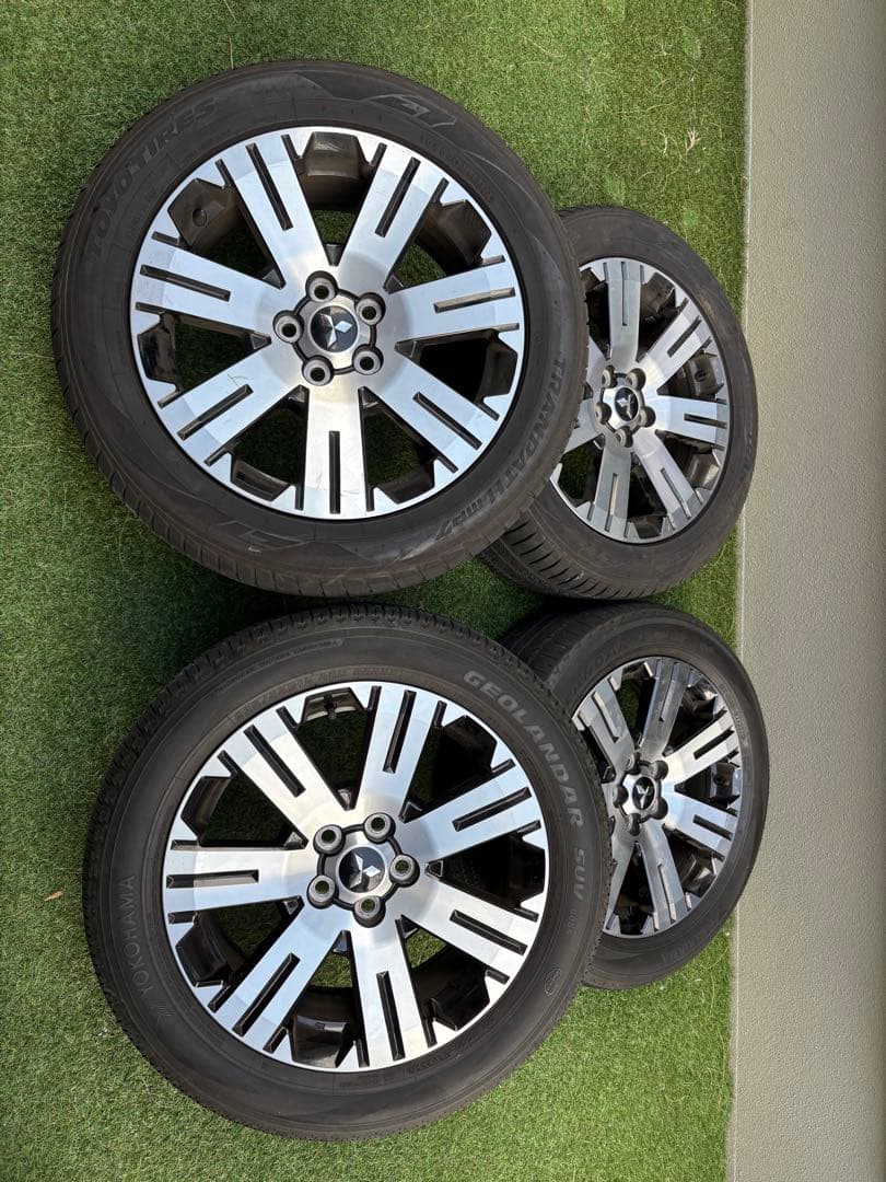 三菱 デリカd5 ホイールセット タイヤ付き