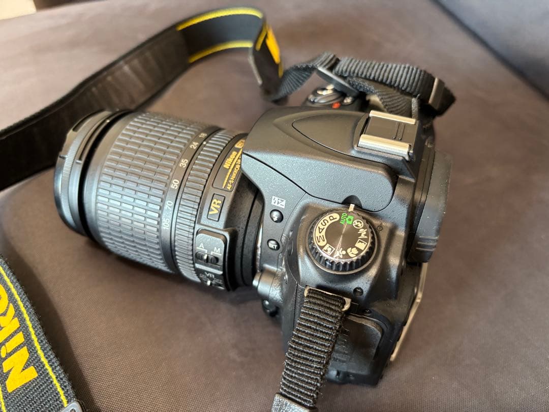 Nikon D90 デジタル一眼レフカメラ レンズ付き