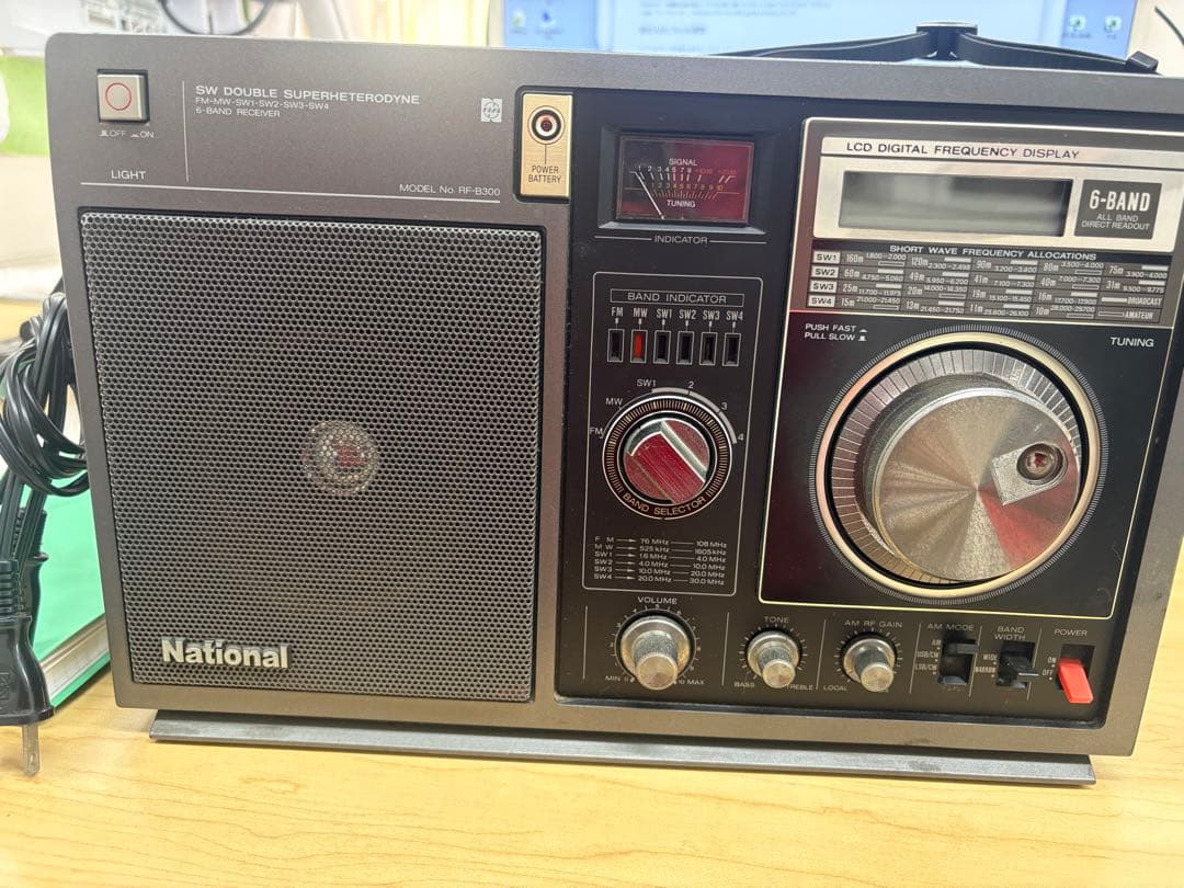 稼働品　National ラジオ　RF-B300