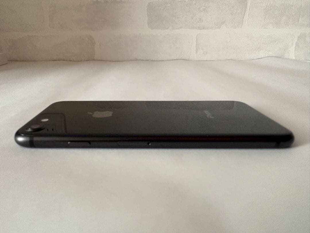 iPhone 8 64GB ブラック SIMフリー バッテリー85％ 本体のみ