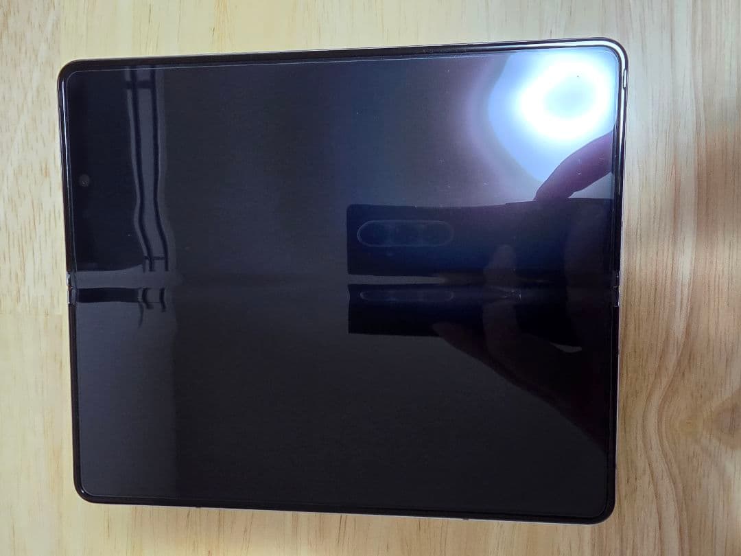 Galaxy z fold5 au simフリー