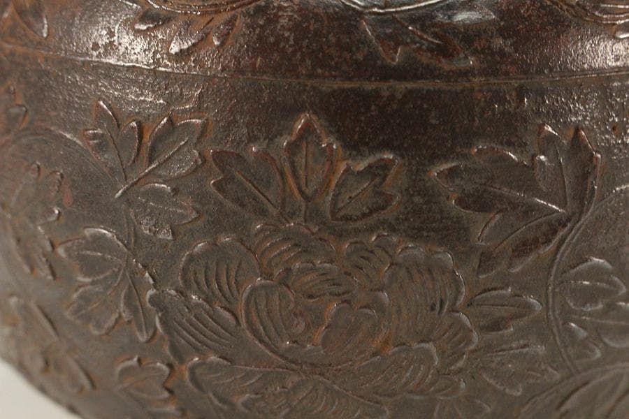 古鉄 纏枝蓮花紋 蒔絵蓋 鉄瓶 注器(K-LC688)