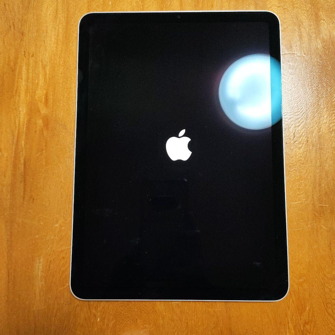 【送料込】Apple iPad Air 第5世代64GB シルバー 本体