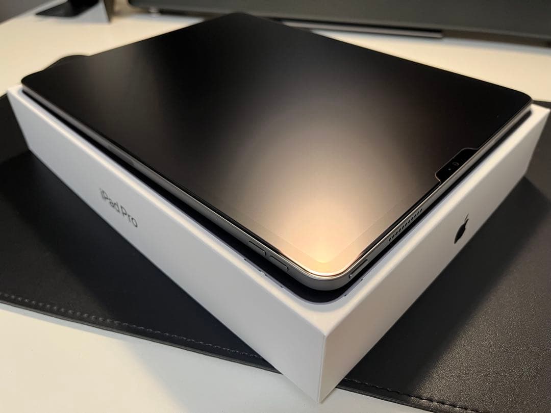 iPad Pro 12.9インチ 1TB 第5世代＋pitakaMagEZケース