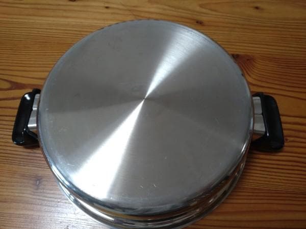 VitaCraft ステンレス両手鍋 蓋付き（まりん）