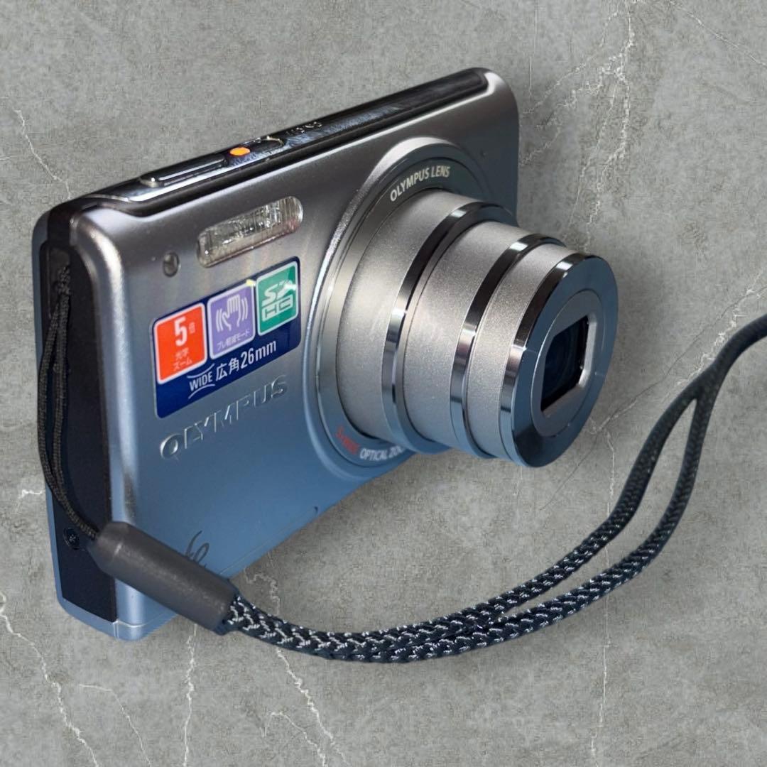 OLYMPUS FE-5050 コンパクトデジタルカメラ　1400万画素