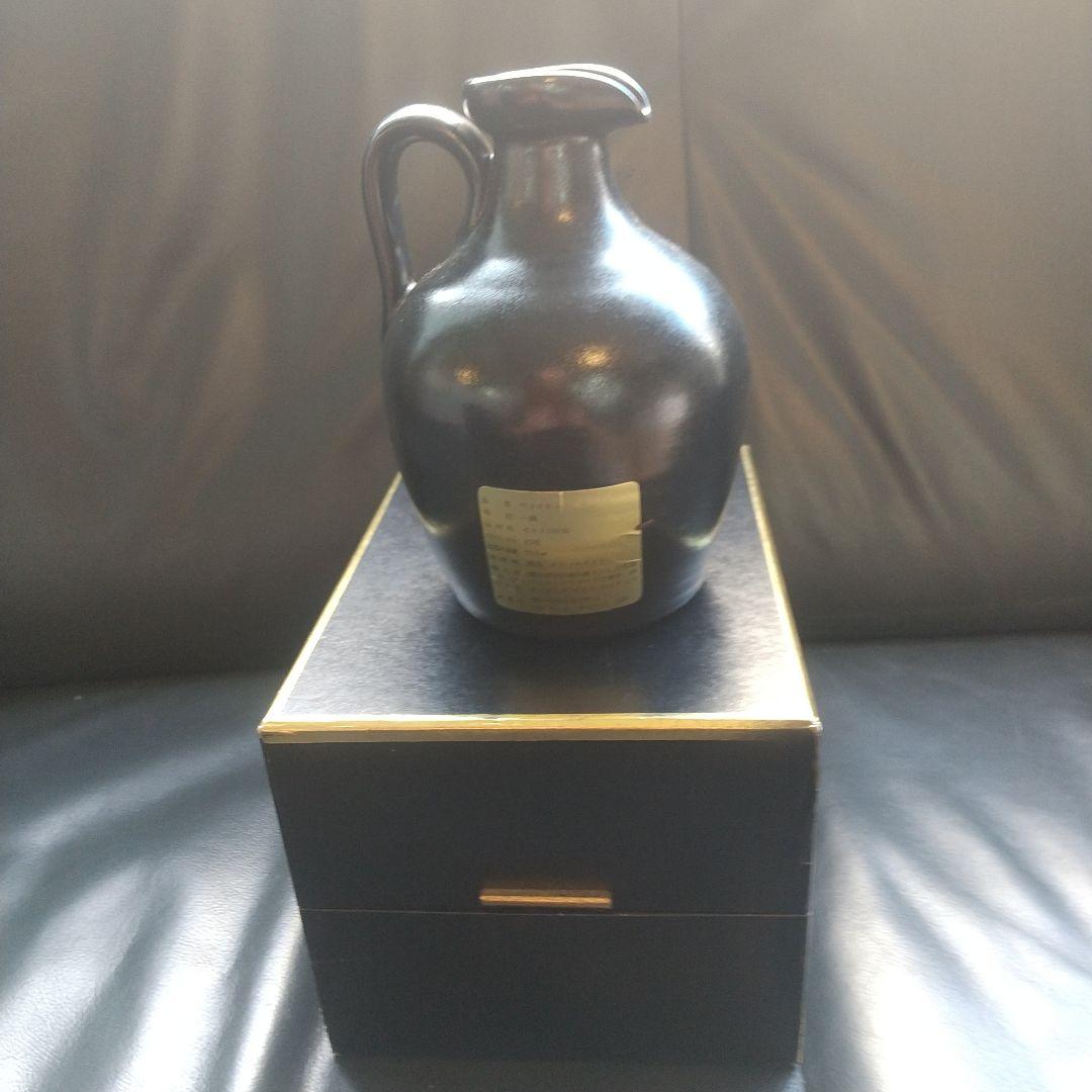 ✴️クイーンエリザベス2世 ✴️陶器ボトル 750ml 43% 未開栓 古酒