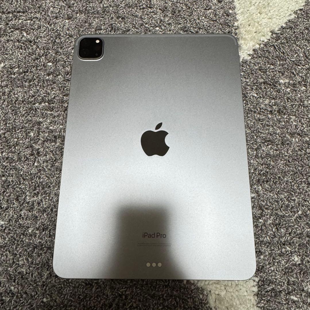 iPad Pro 11インチ 第4世代 128GB WiFiモデル 付属品あり