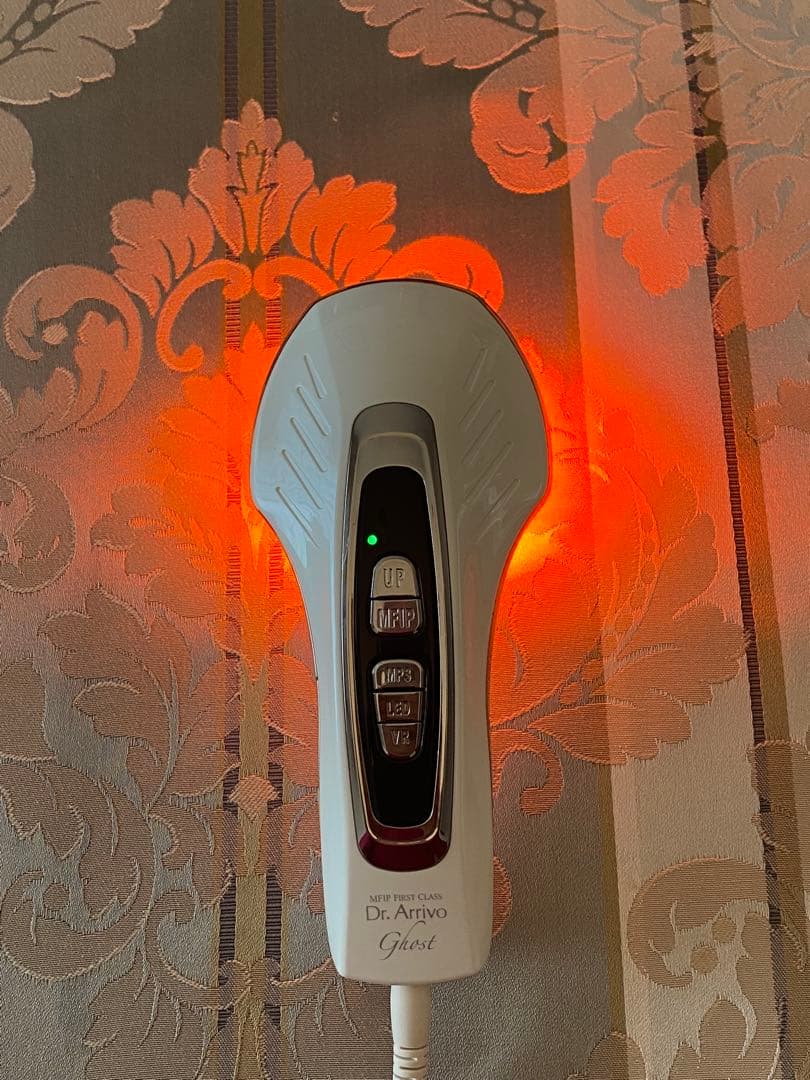 ドクターアリーヴォ　ゴースト 美顔器