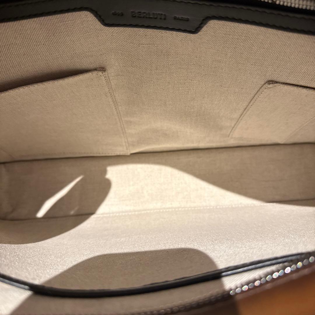 【美品】ベルルッティ アンジュール パティーヌレザー【定価682,000】希少