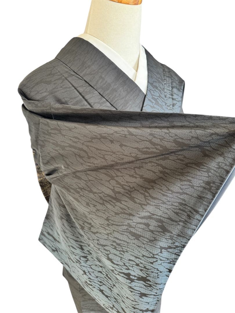 本場大島紬訪問着　染大島　逸品　波間模様