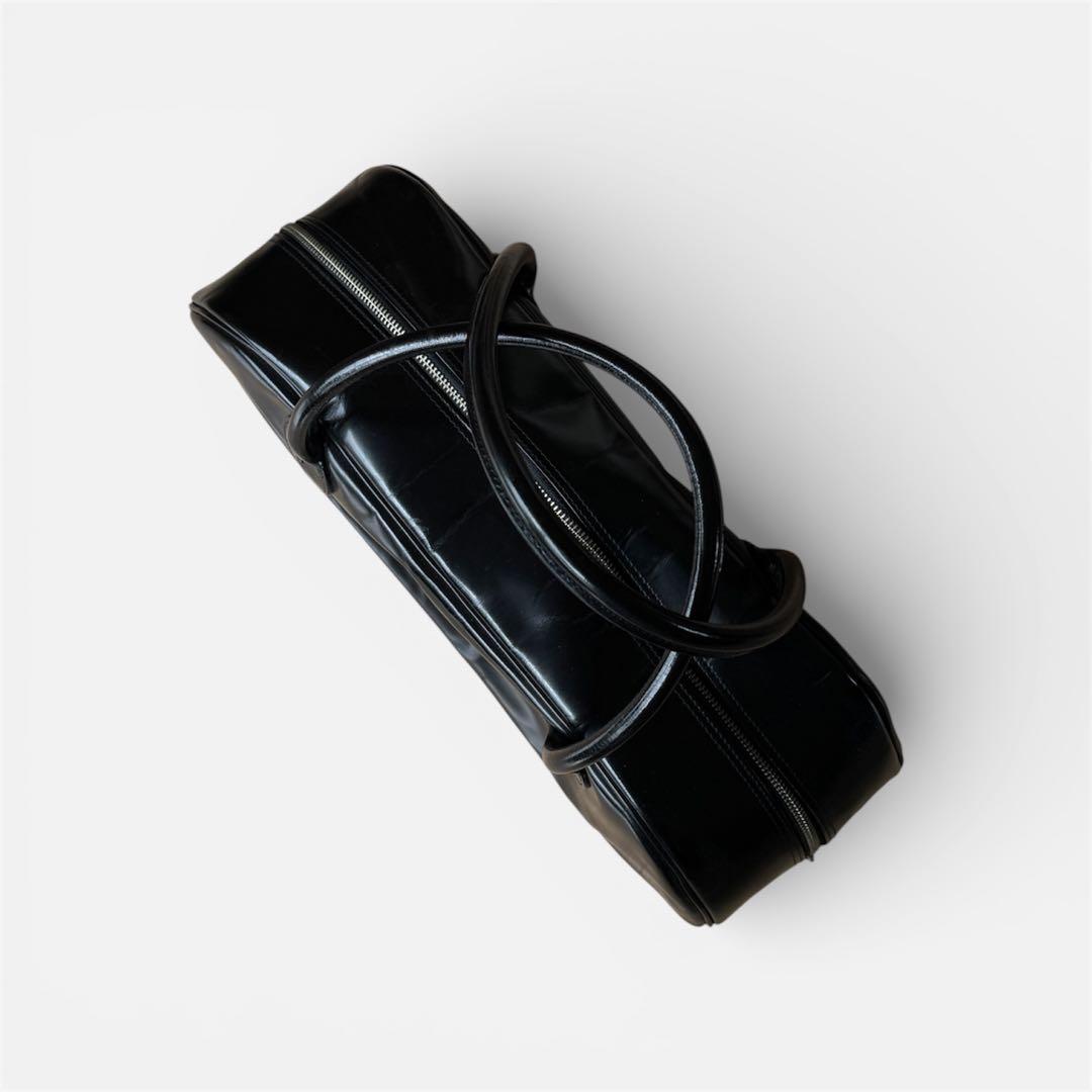 COMME des GARCONS レザー　エンボスロゴ　ハンドバッグ