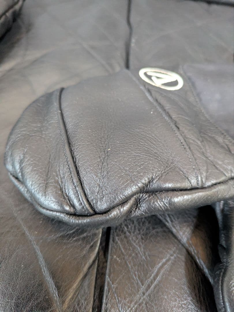 ア*ク様 VICROY ビクロイグローブ