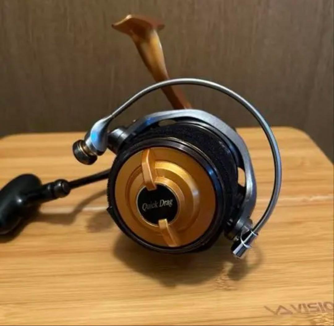 【希少カラー】 美品　ダイワ　キャスティズム25QD