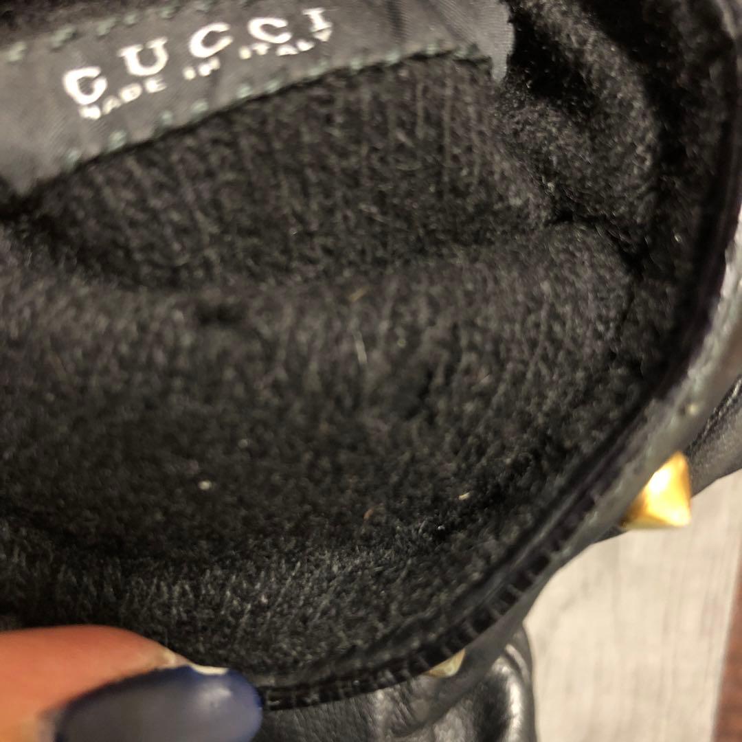 GUCCI スタッズ付き黒レザー手袋