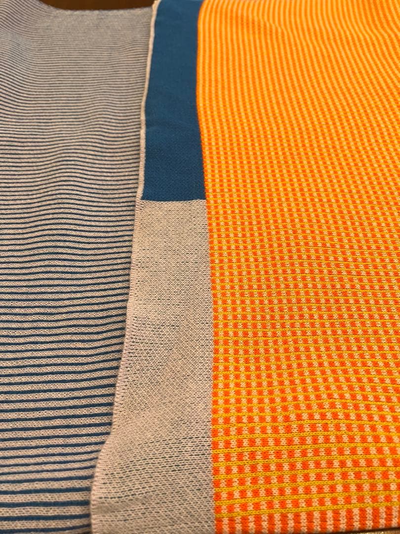 IKEA イケア　TESAMMANS テサッマンス　ブランケット