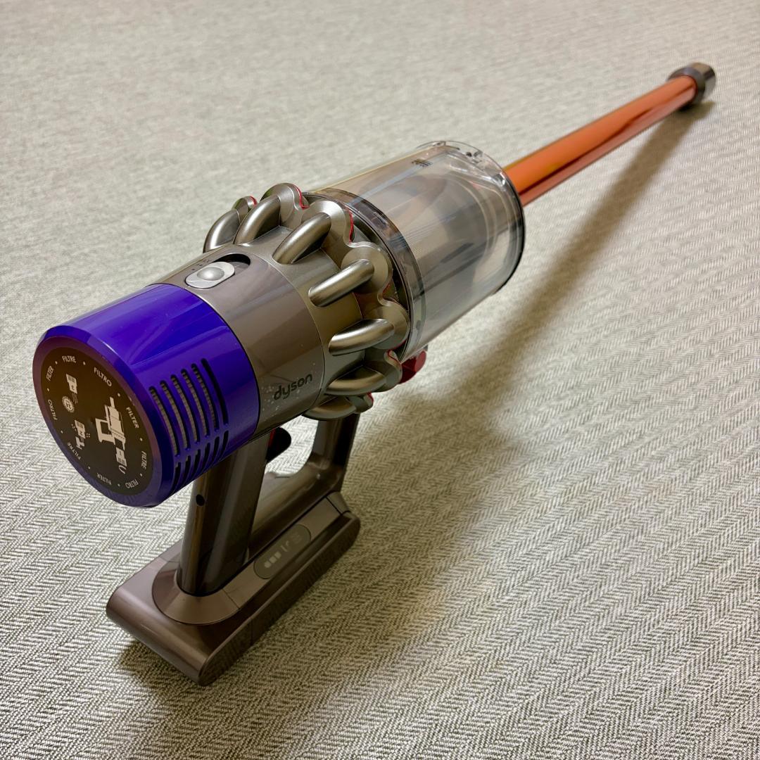 Dyson V10 （SV12） スティッククリーナー 各種ノズル付き