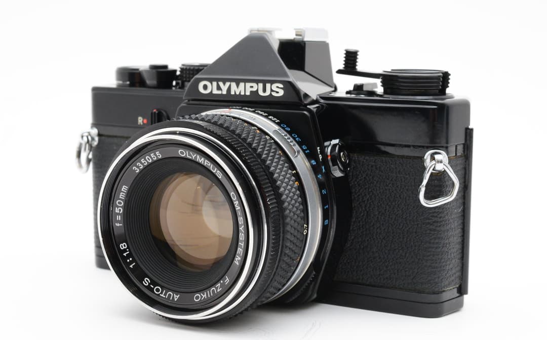 Olympus OM-1 50mm F1.8 ブラック モルト新品 #8008