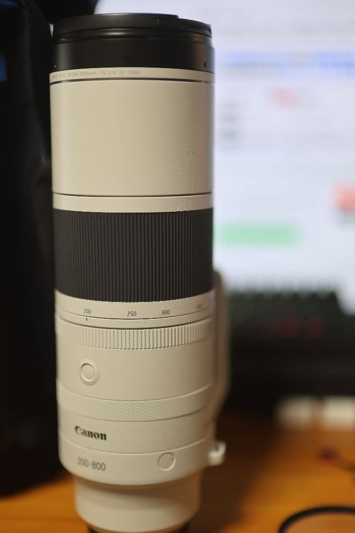 【ステラ】Canon RF200-800mm ズームレンズ 箱有り
