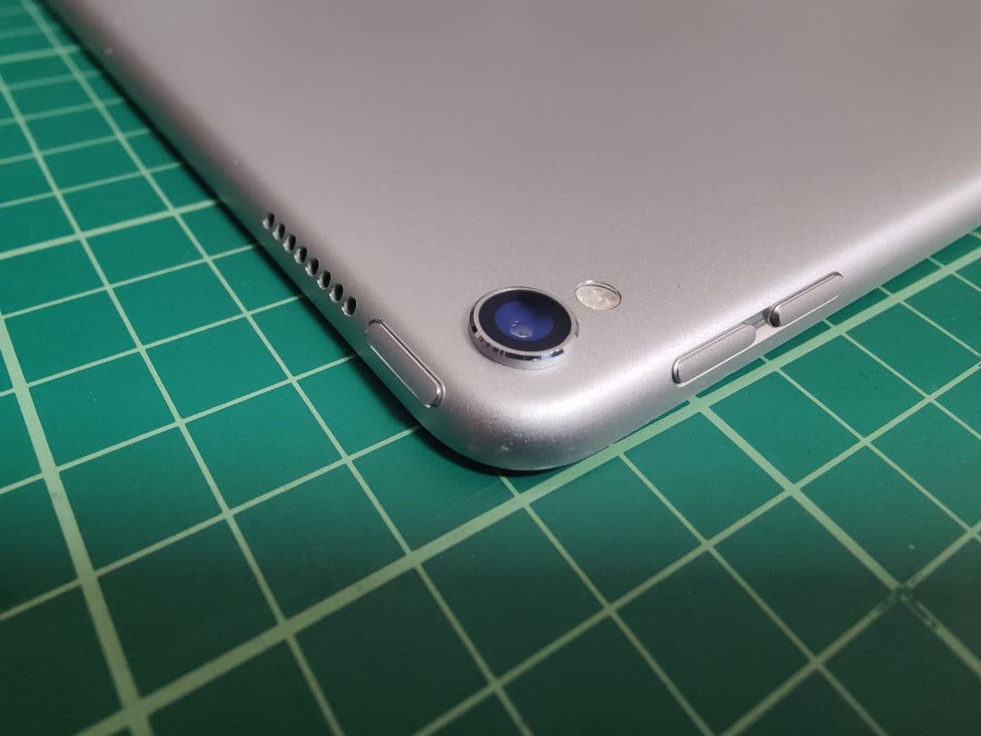 【Shin様】Apple iPad Pro 64GB シルバー WiFiモデル