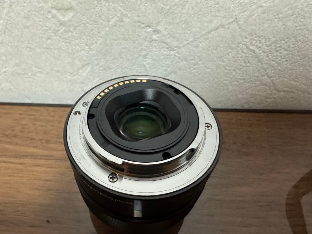 SONY E 35mm F1.8 OSS レンズ　SLE35F18