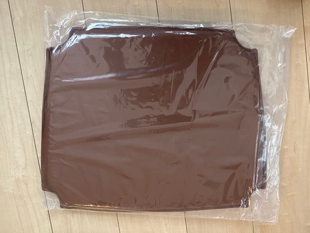 CH24（Yチェア）Yチェア 専用 レザークッション　×1個